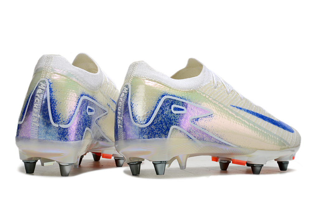 M - FUSSBALLSCHUHE
