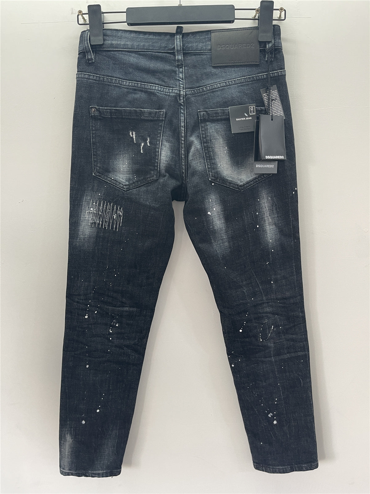 D - JEANS