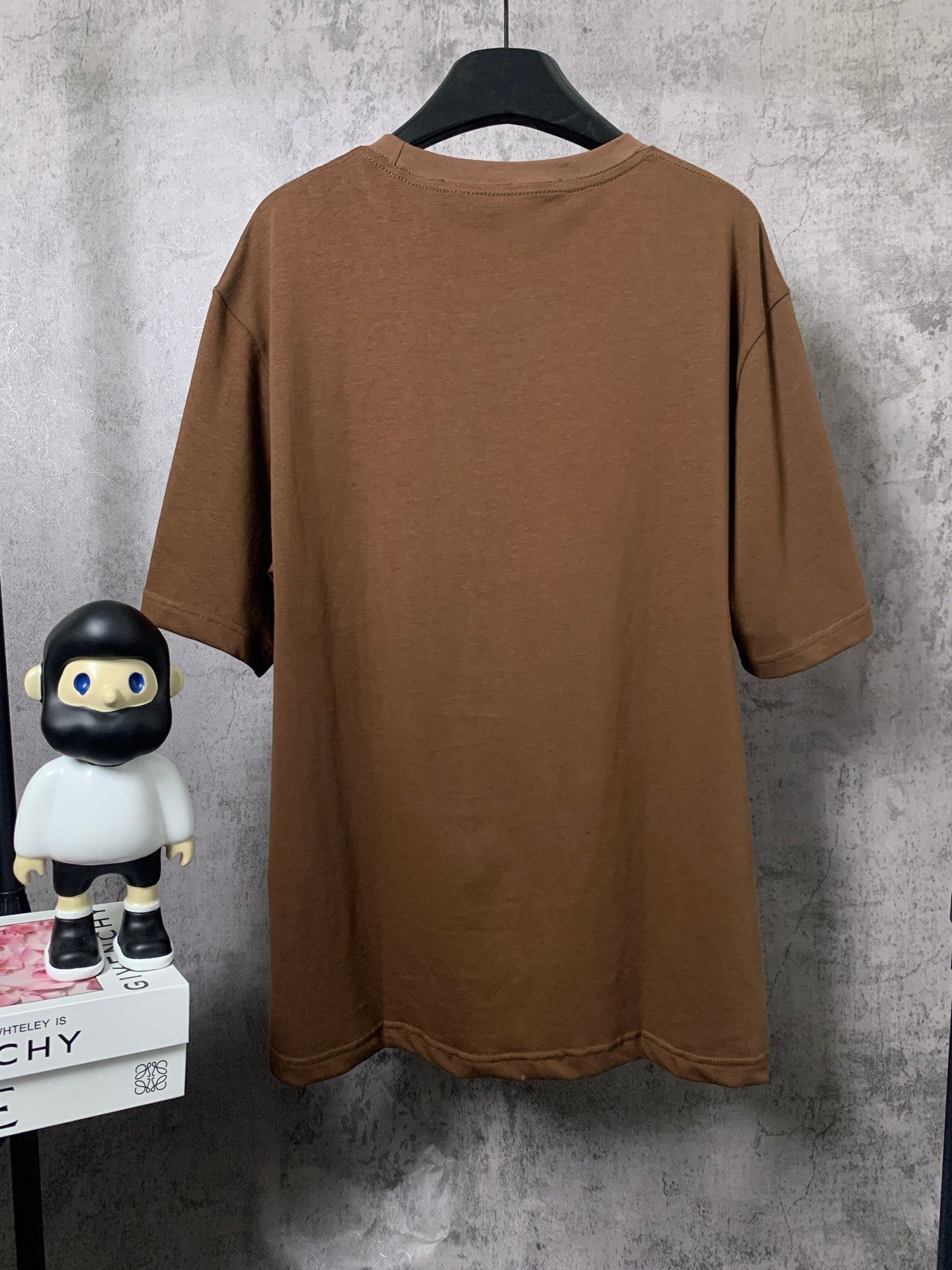L - TSHIRT