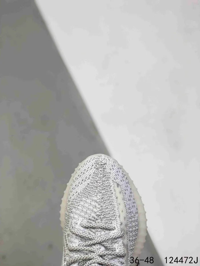 Y - SNEAKERS