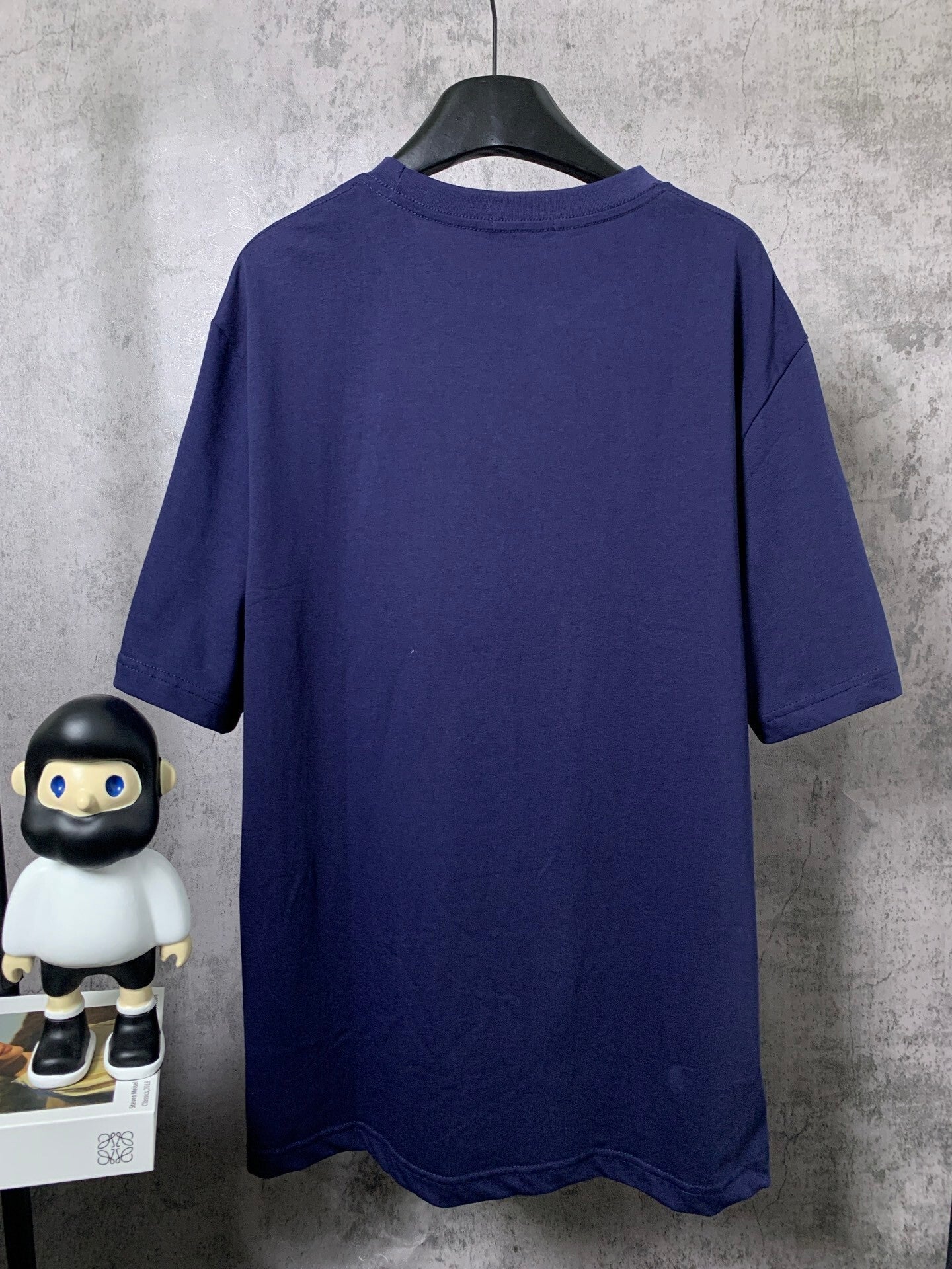 L - TSHIRT