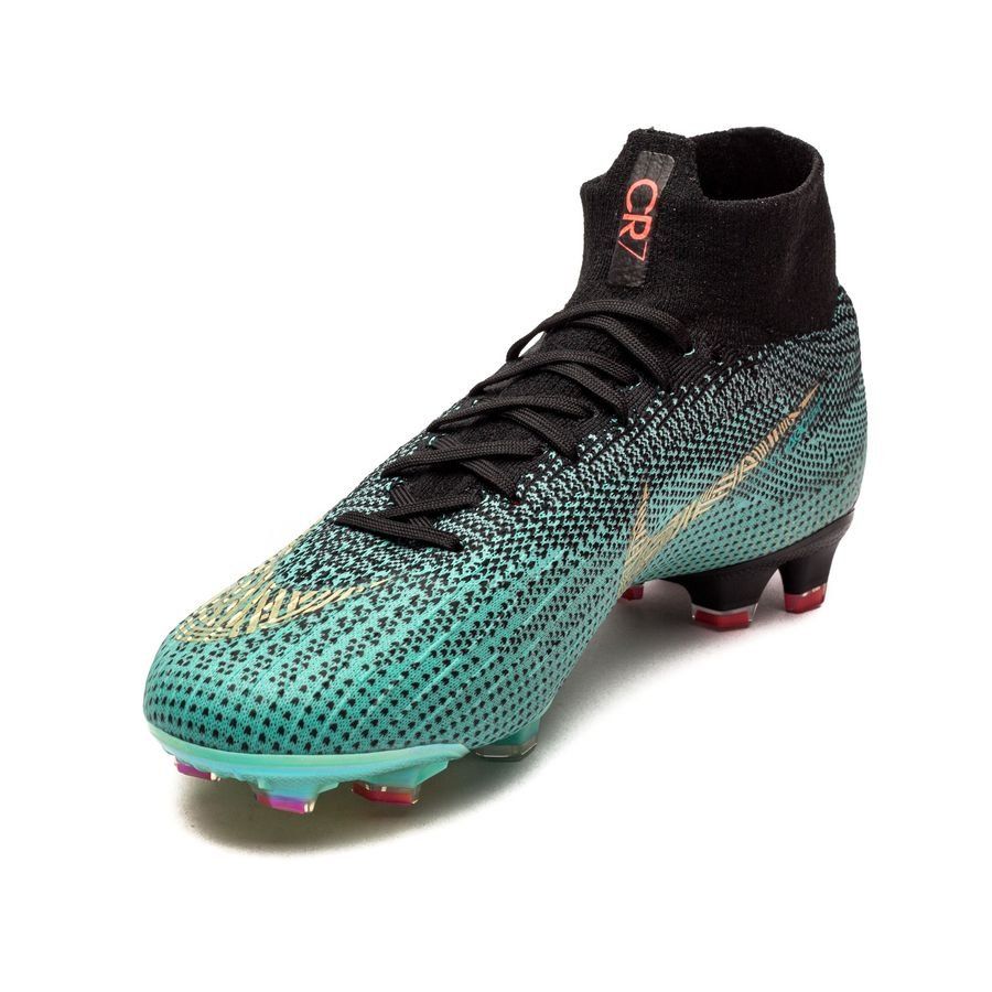 S - FUSSBALLSCHUHE