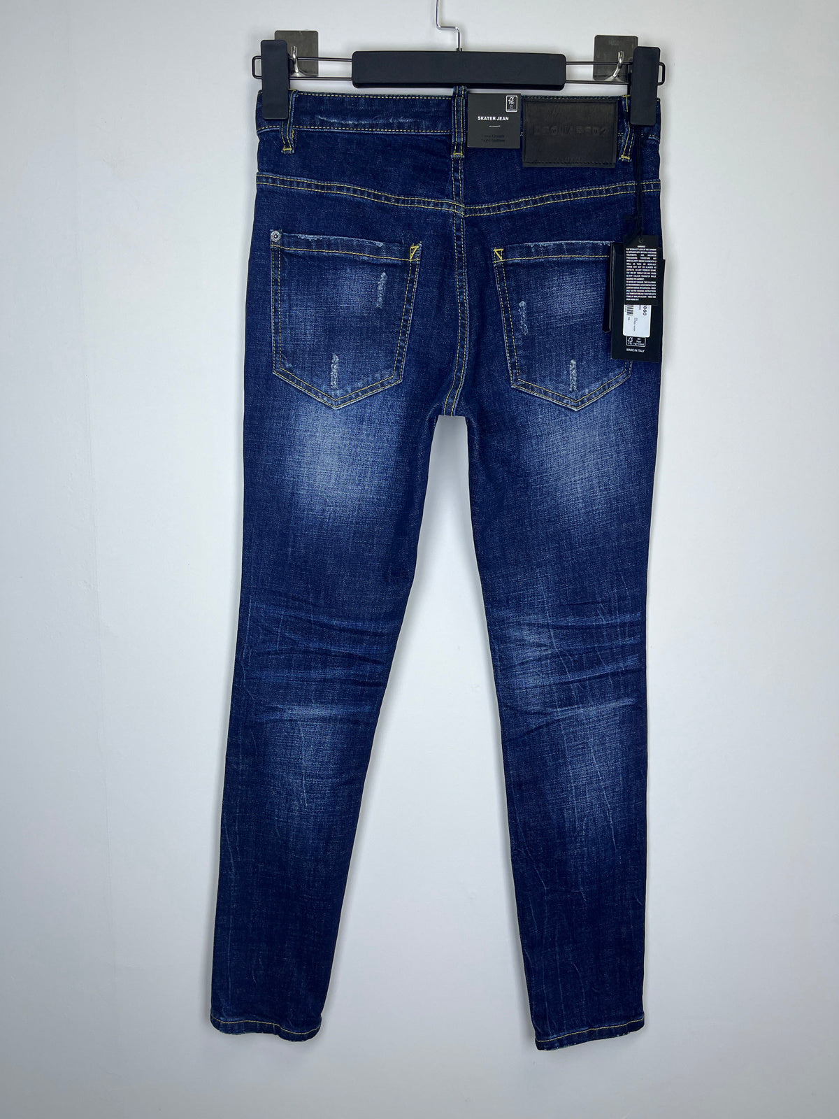 D - JEANS