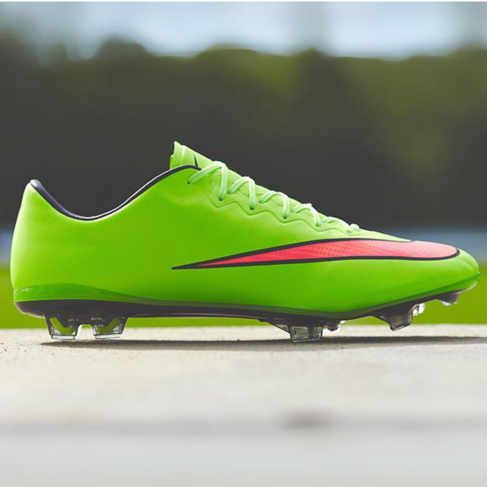 M - FUSSBALLSCHUHE
