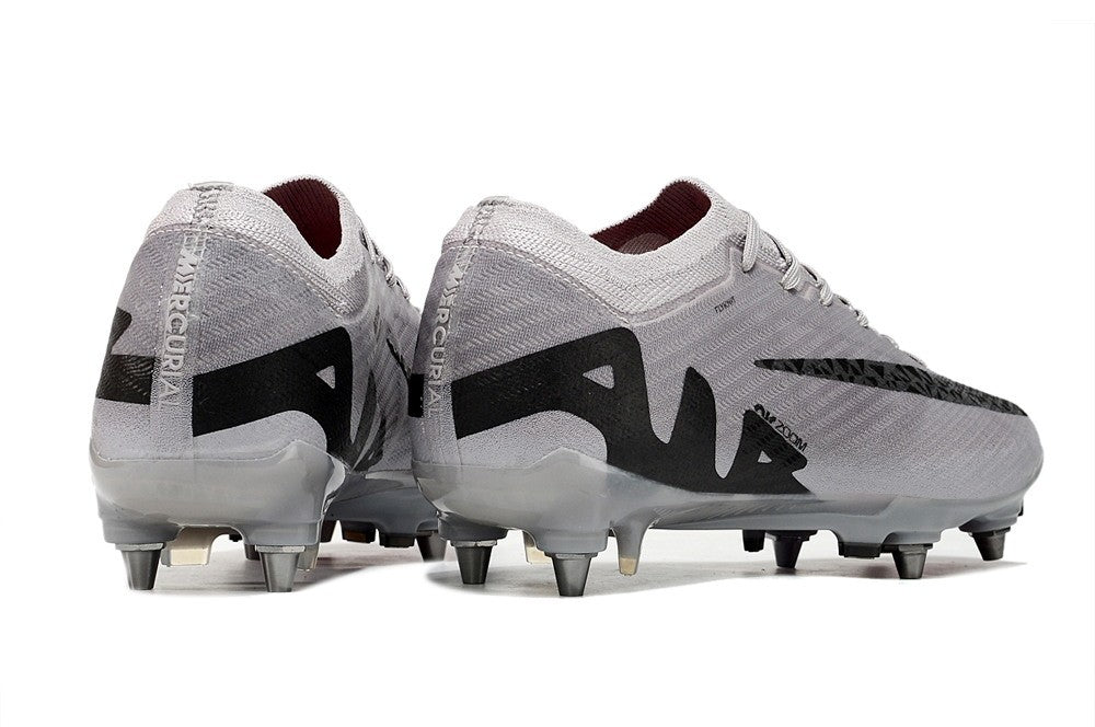 M - FUSSBALLSCHUHE