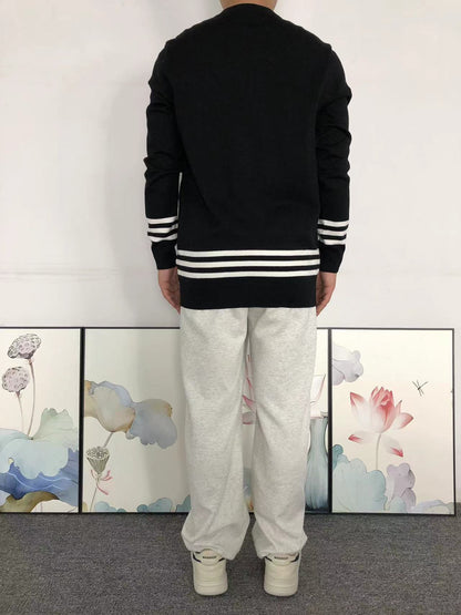 B - SWEATER