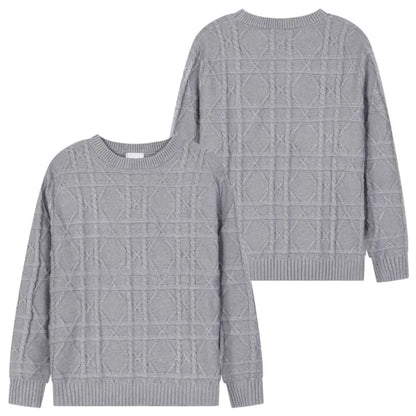 D - SWEATER