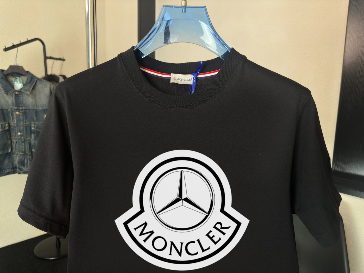 M - TSHIRT