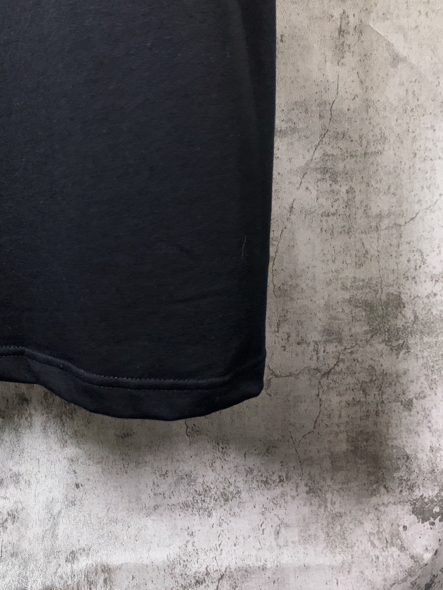 L - TSHIRT