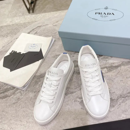 P - SNEAKERS