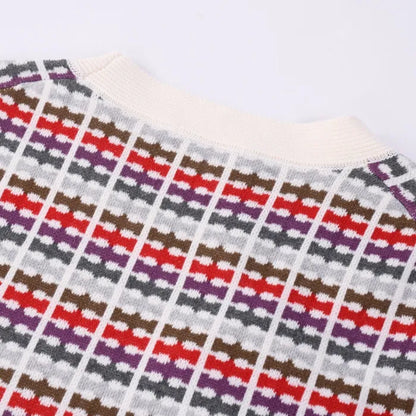 D - SWEATER