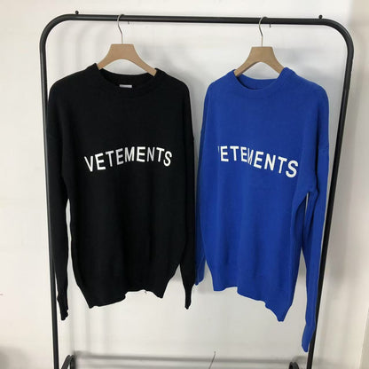 V - SWEATER
