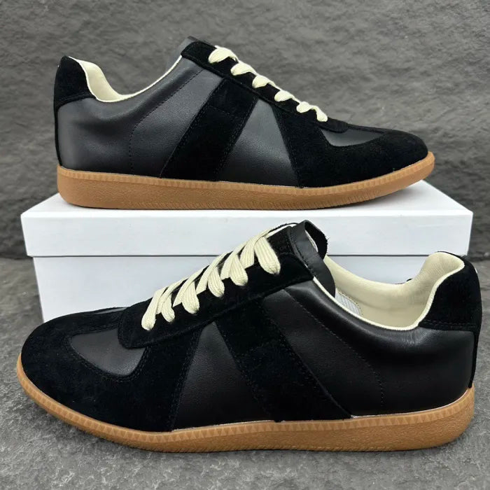 M - SNEAKERS