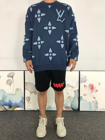 L - SWEATER