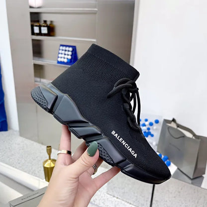 B - SNEAKERS