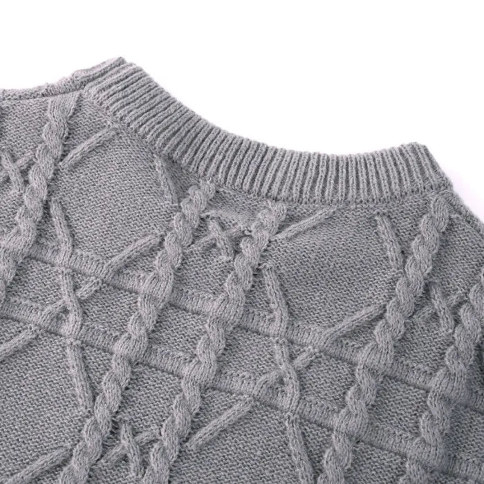 D - SWEATER