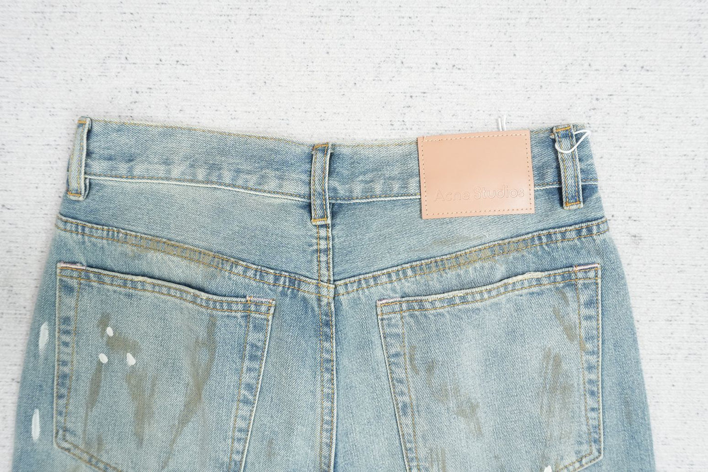 A - JEANS
