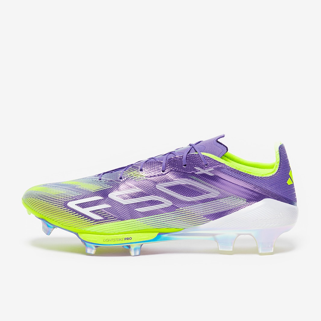 F - FUSSBALLSCHUHE