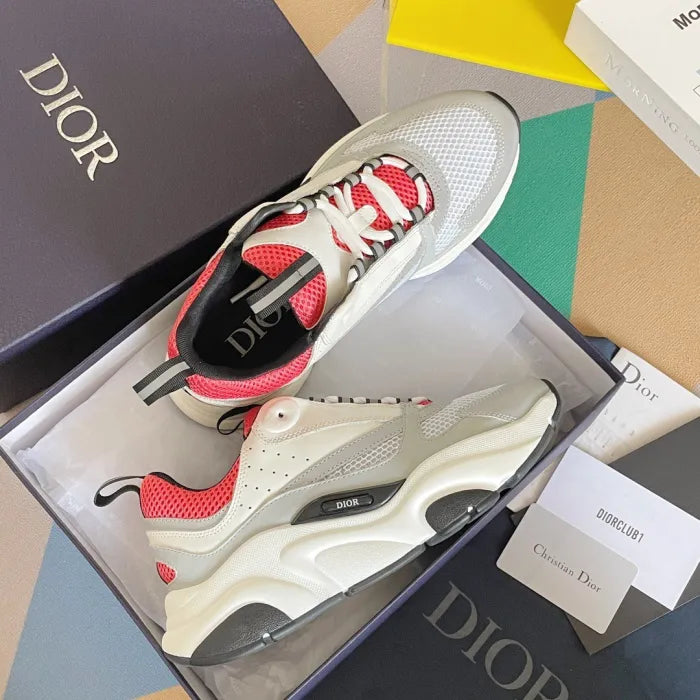 D - SNEAKERS