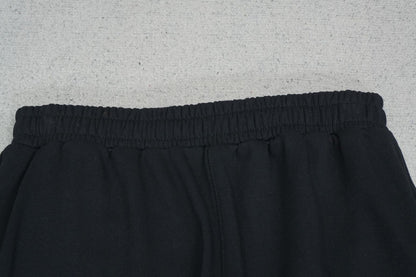 C - SWEATPANTS