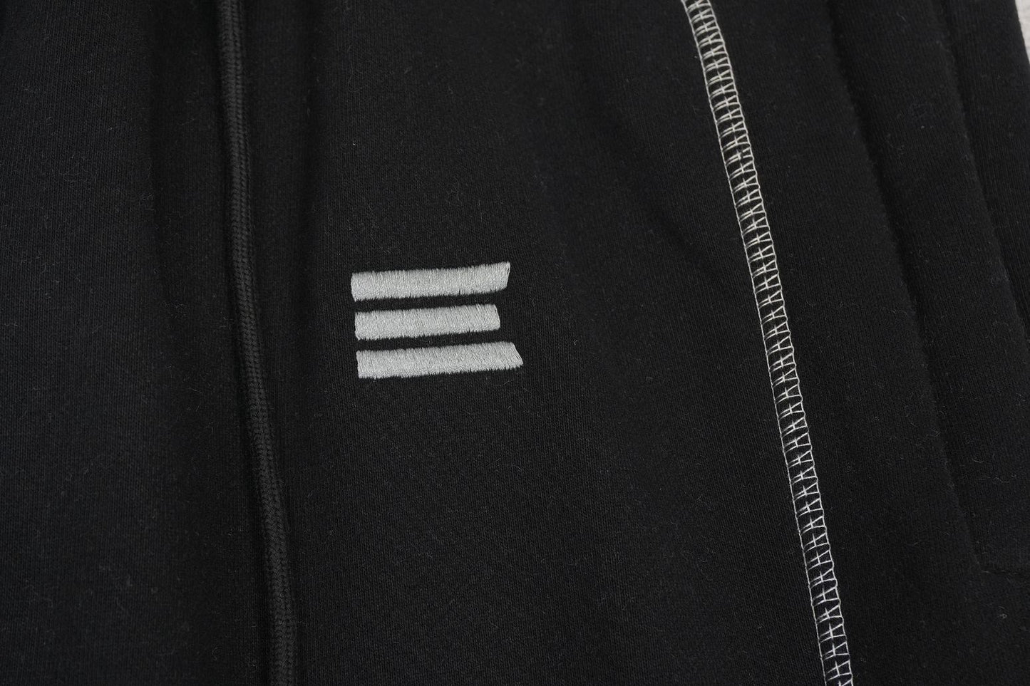 K - SWEATPANTS