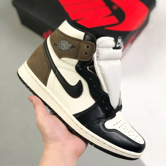 N - SNEAKERS