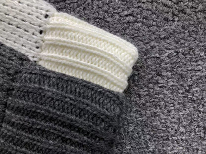 O - SWEATER