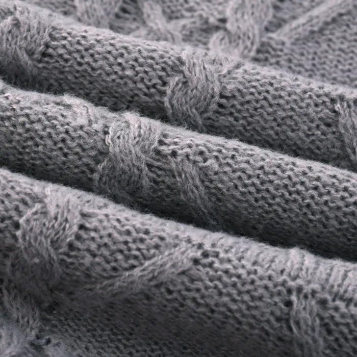D - SWEATER