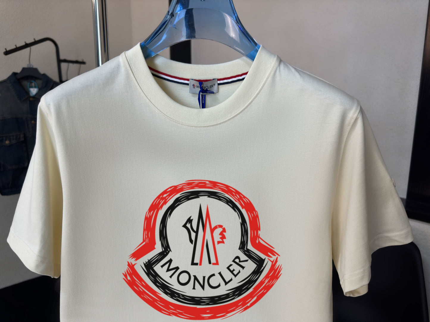 M - TSHIRT