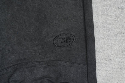 F - SWEATPANTS