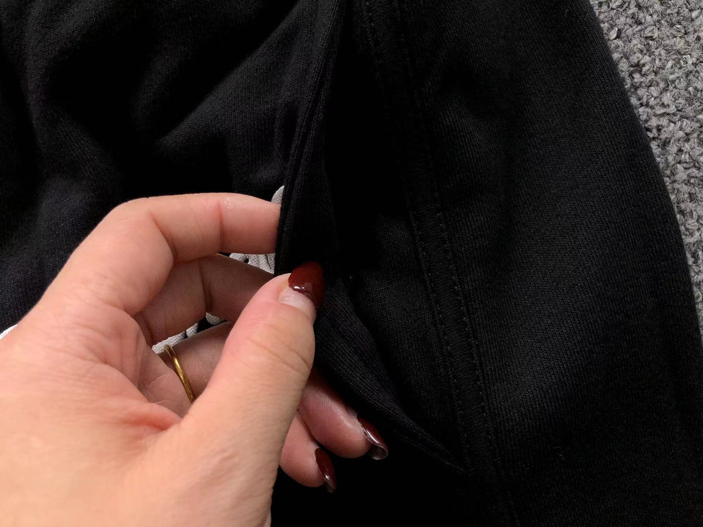 V - SHORTS