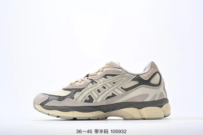 A - SNEAKERS