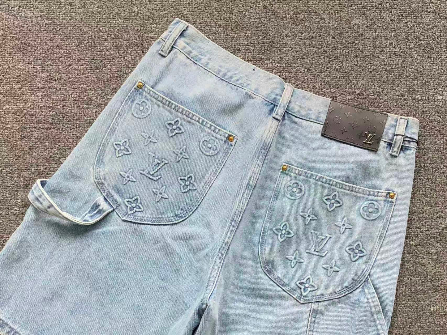 L - SHORTS