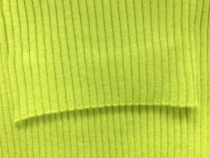 V - SWEATER