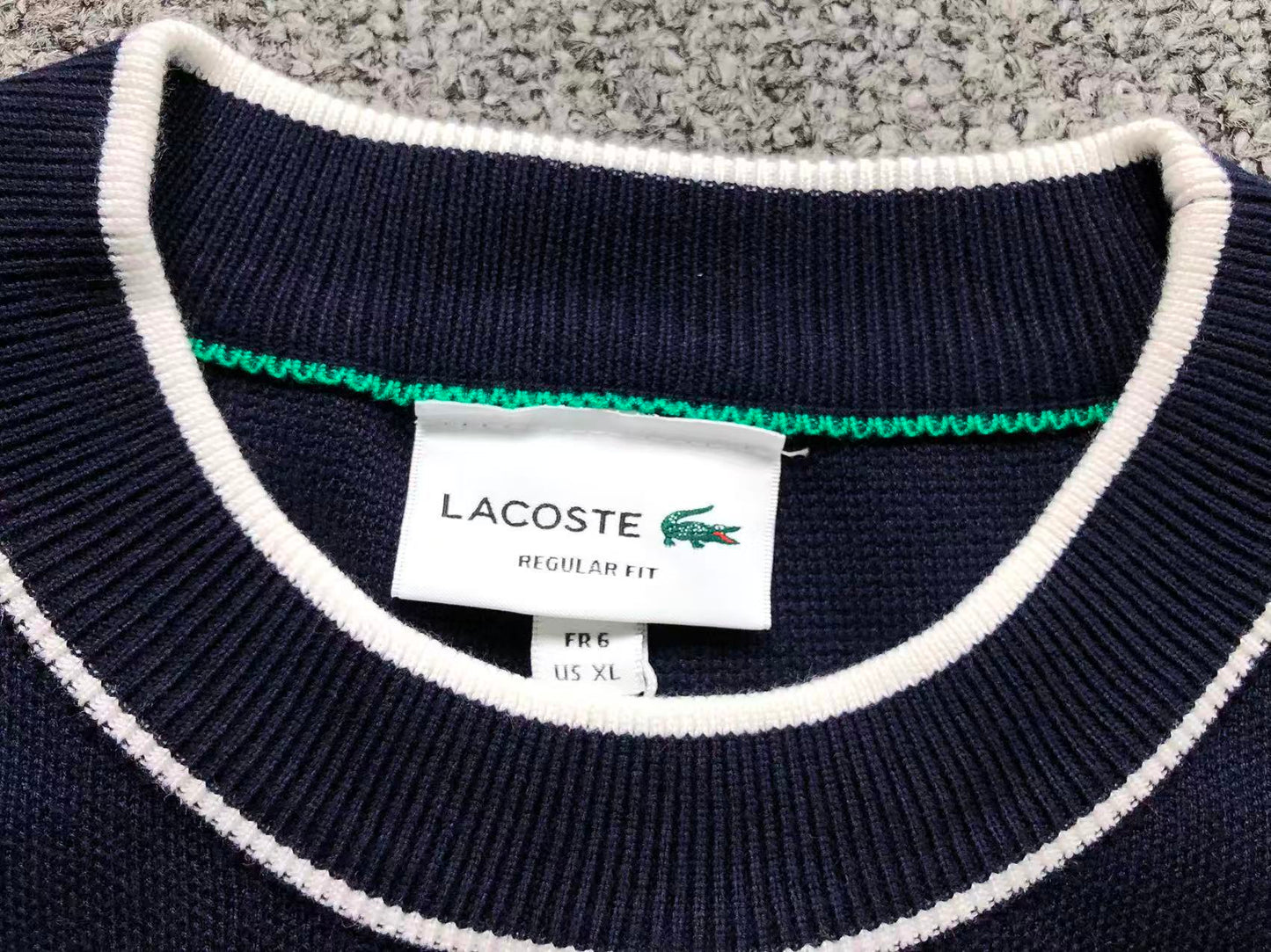 L - SWEATER