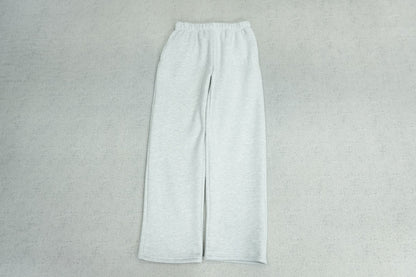 B - SWEATPANTS