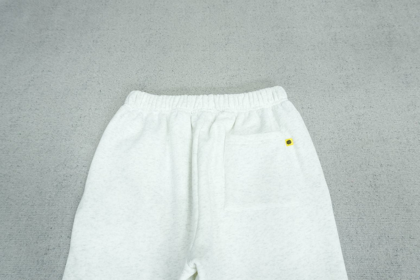 B - SWEATPANTS