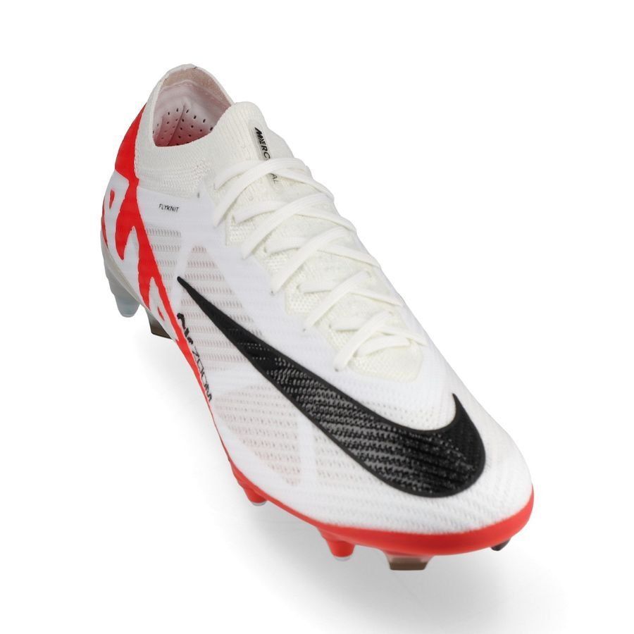 M - FUSSBALLSCHUHE
