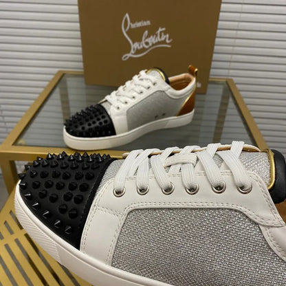 C - SNEAKERS