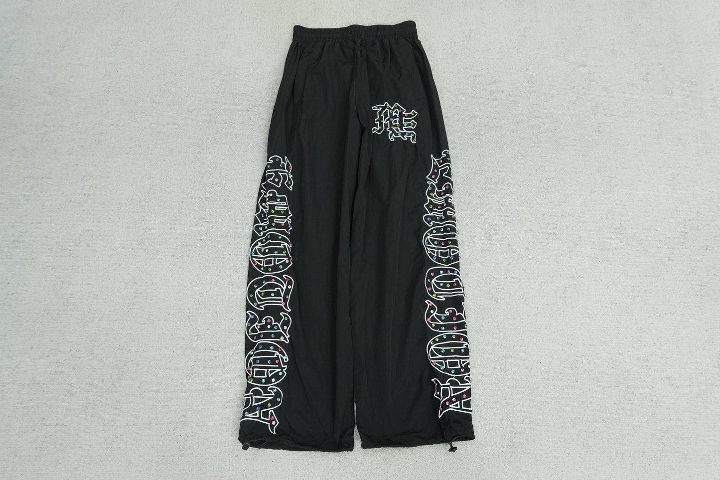 M - SWEATPANTS
