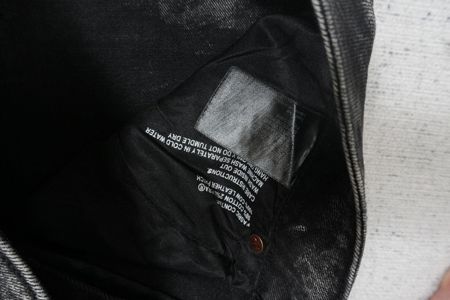 P - JEANS
