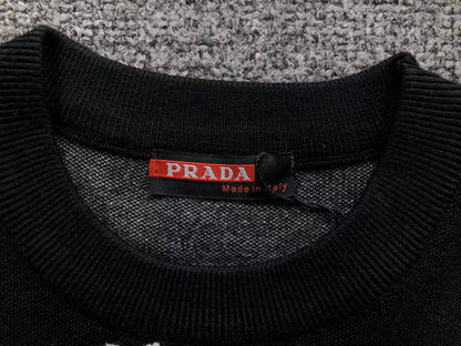 P - SWEATER