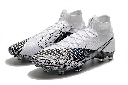 M - FUSSBALLSCHUHE