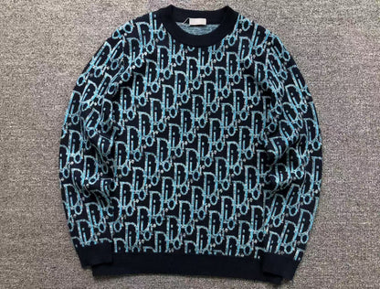 D - SWEATER