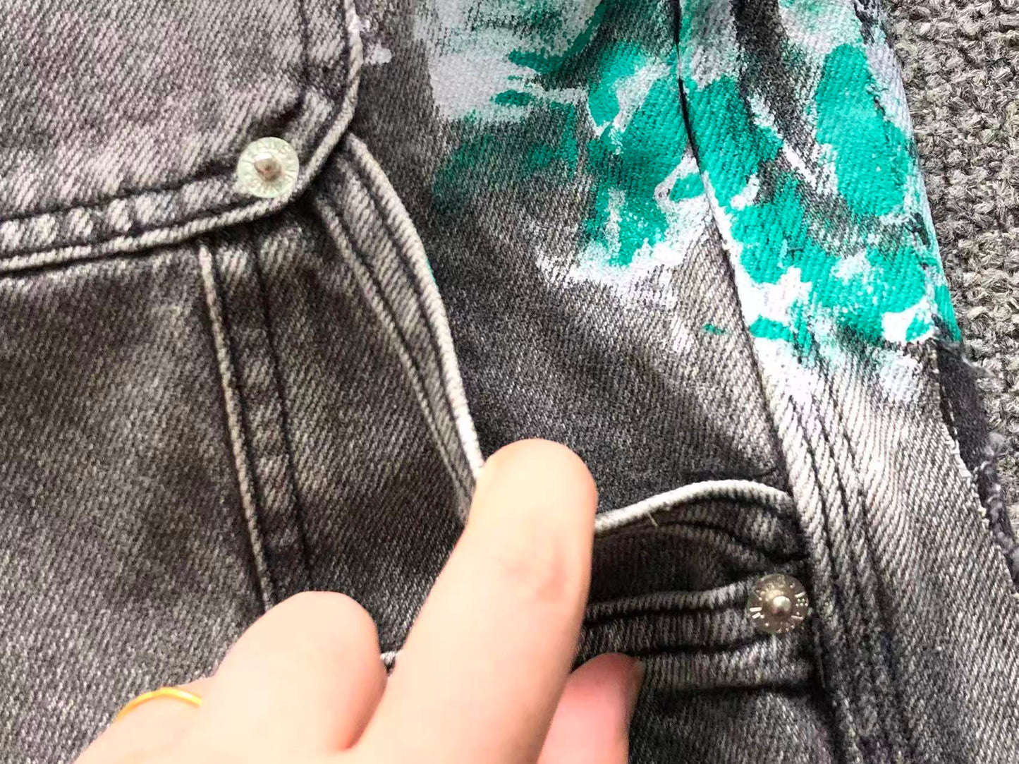 G - SHORTS