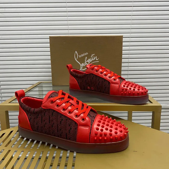C - SNEAKERS