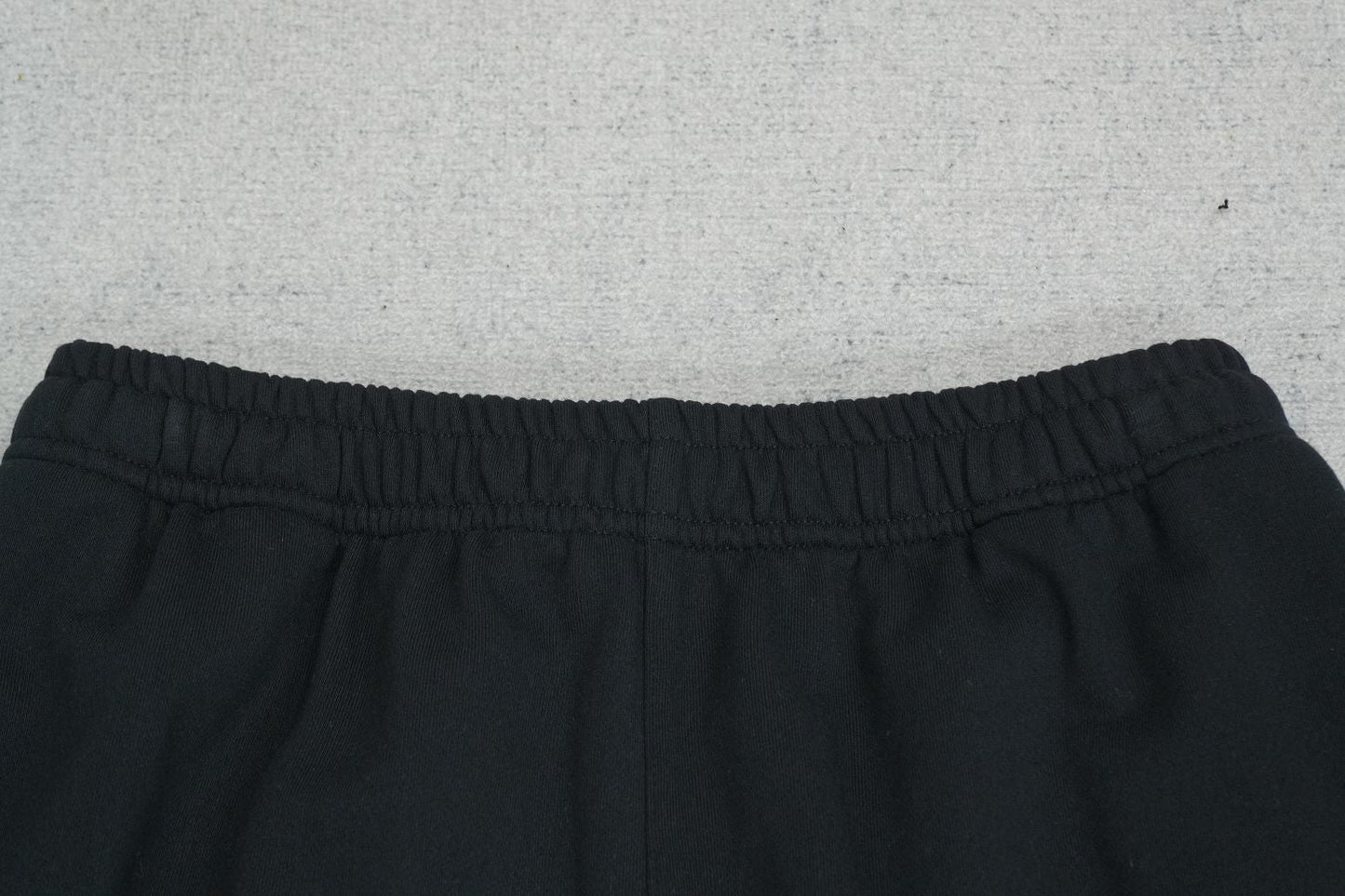 M - SWEATPANTS