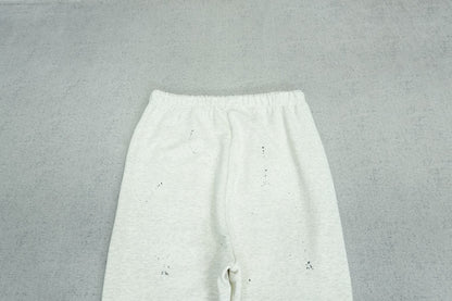 F - SWEATPANTS