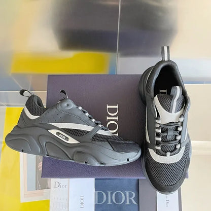 D - SNEAKERS