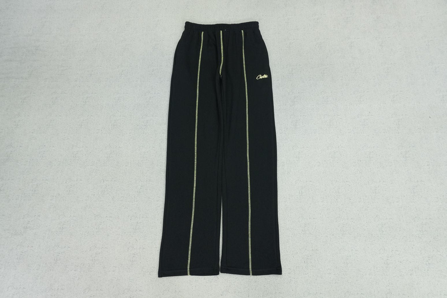 C - SWEATPANTS